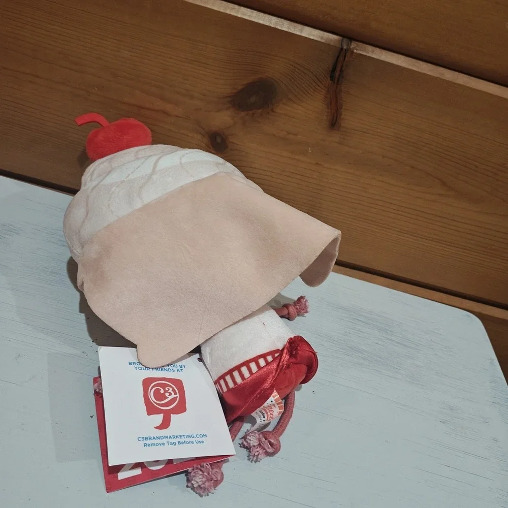 Freddy's Frozen Custard Sundae Plush 8
